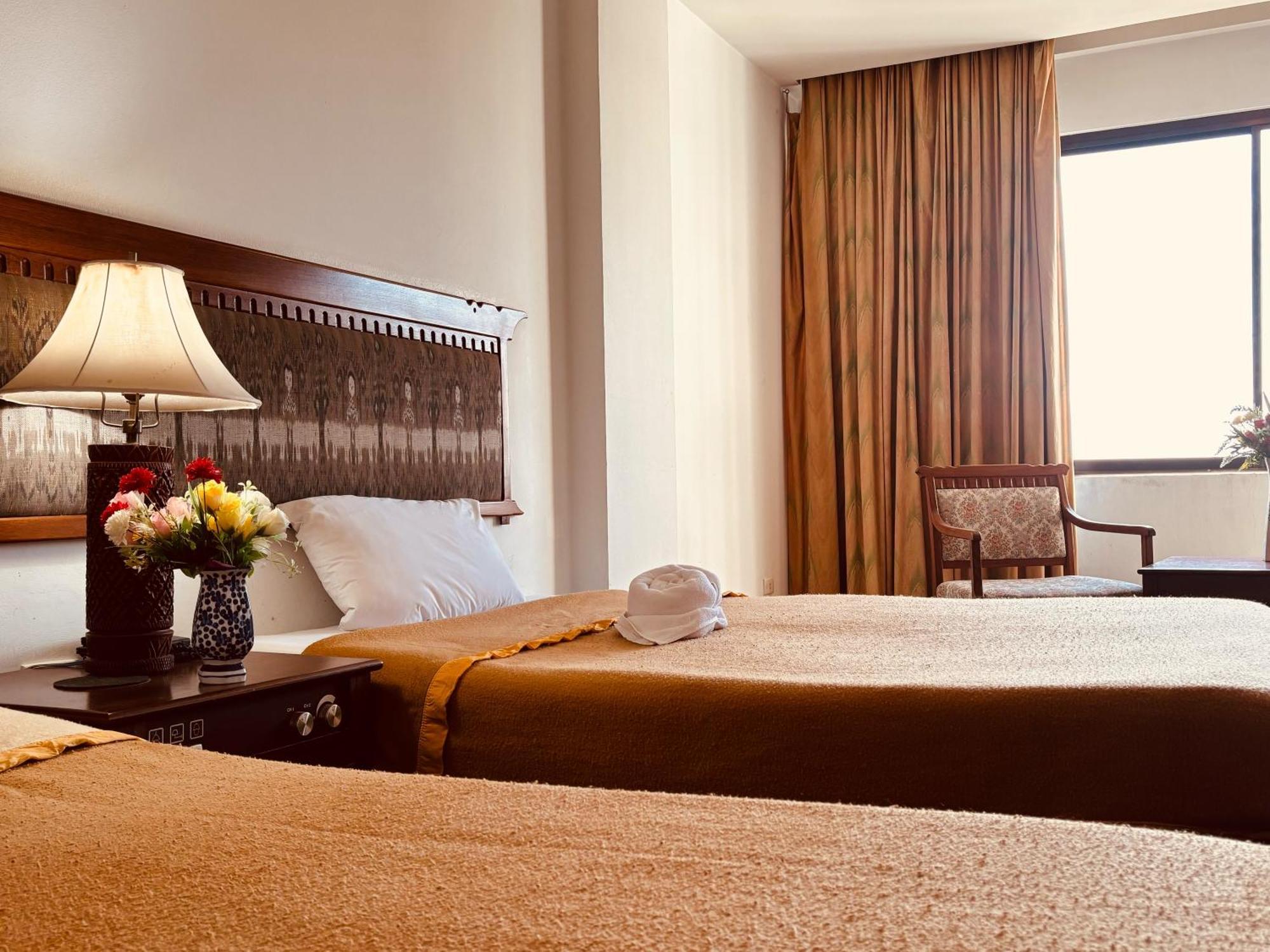 Royal Mekong Riverside Hotel Nong Khai Exterior photo